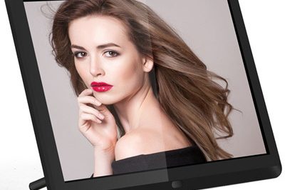 Digital Picture Frame 400