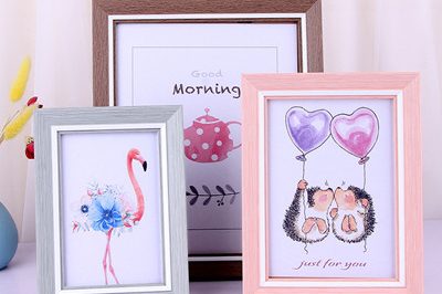 wooden picture frame 400