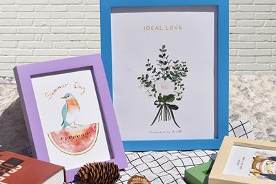 wooden picture frame 400